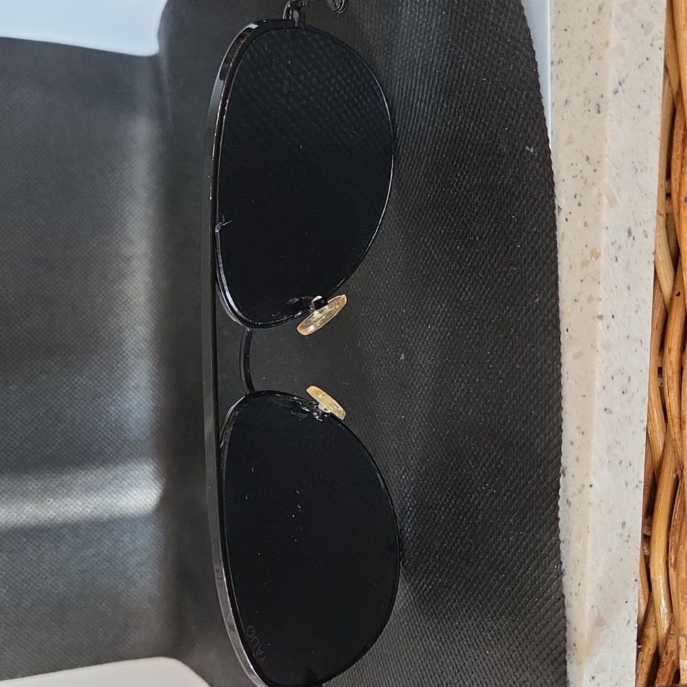Quay Mirrored Aviator Sunglasses High Key 111 - Picture 5 of 7